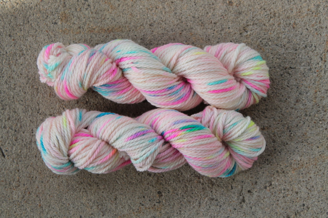 Hand-dyed Graffiti BULKY Yarn