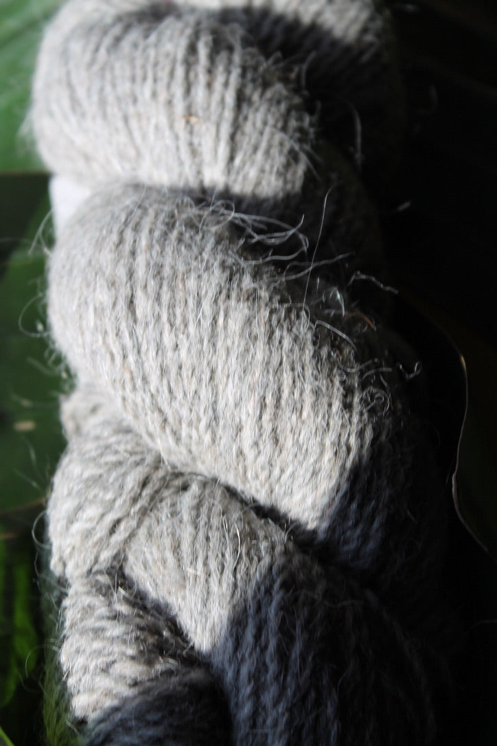 SLOCAN VALLEY WORSTED GRAY YARN